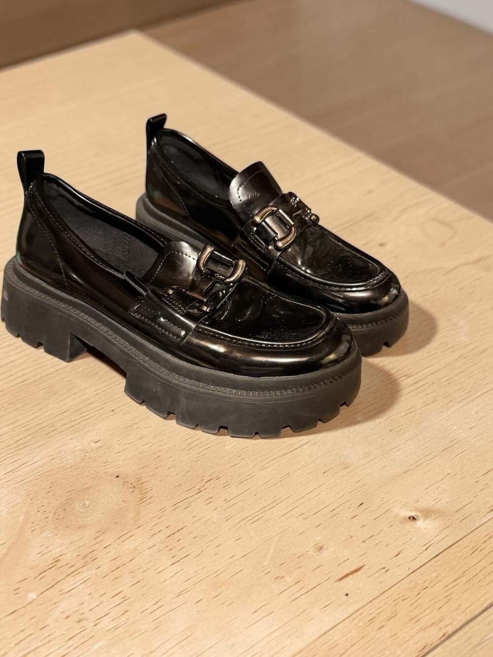 Madden NYC Women's Ashlee Lug-Sole Platform Bit Loafers